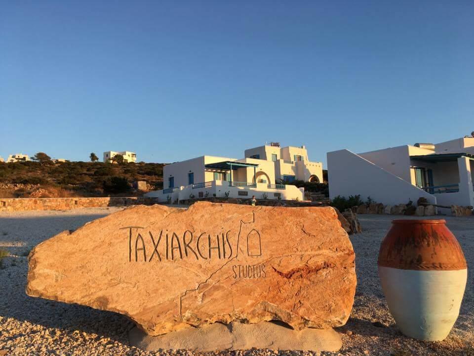 Taxiarchis Studios Agios Georgios  Exterior foto